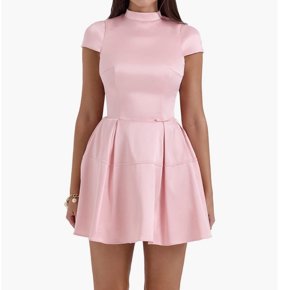 Elegant Pink Women's Dress